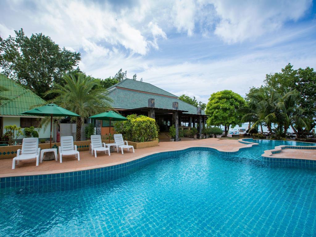 Phi Phi Andaman Beach Resort-Sha Plus Esterno foto